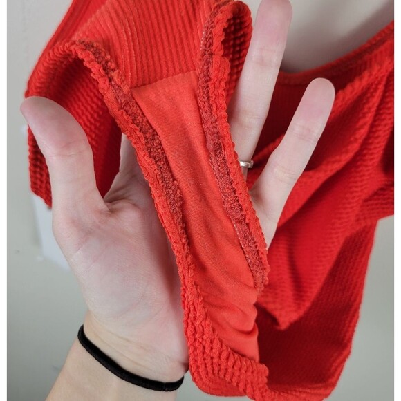 Good American Plus Always Fits Bright Poppy Crinkle One Piece Swimsuit - Picture 7 of 10